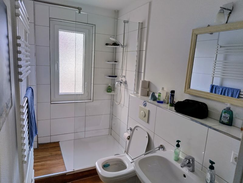 Wunstorf Arbeiterpension / Ferienwohnung Knapp: Bad in 3ZKB