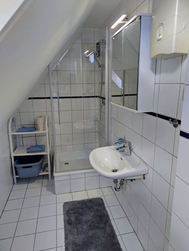 Wunstorf Ferienwohnung / Apartment Knapp: Bad